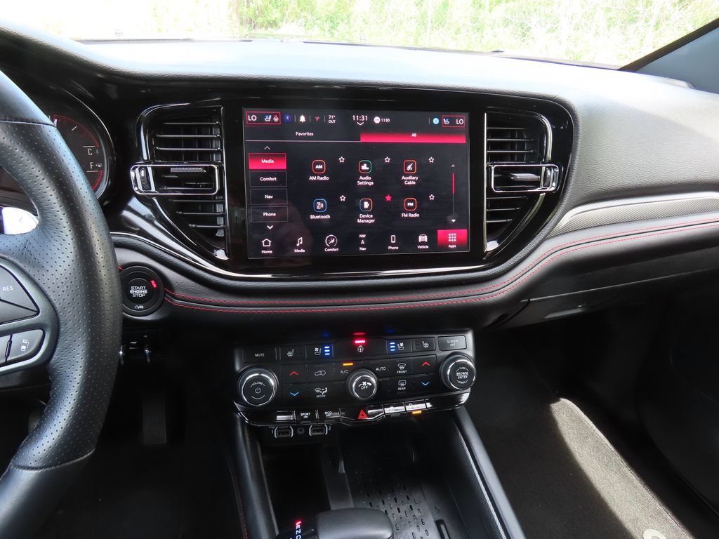 Used 2025 Dodge Durango R/T AWD/4WD image 17