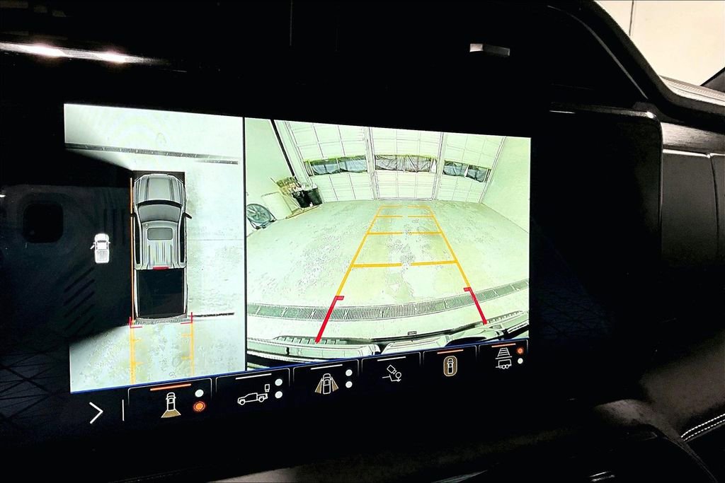 Used 2024 GMC Sierra 1500 AT4X image 30