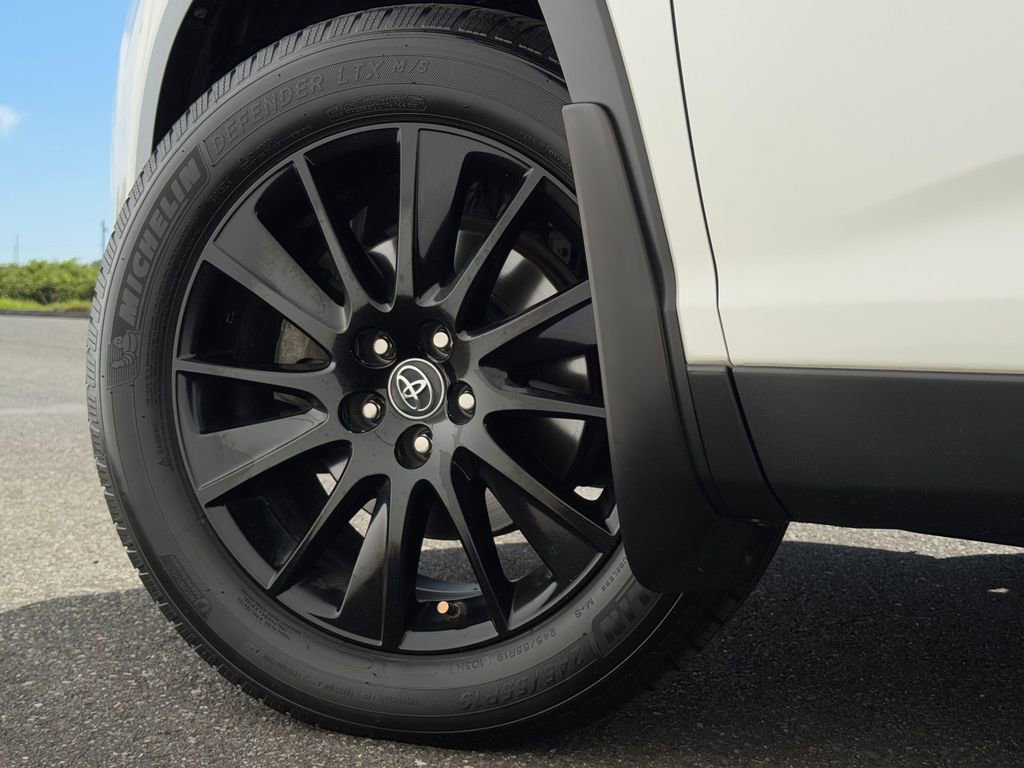Certified 2019 Toyota Highlander SE AWD/4WD image 27