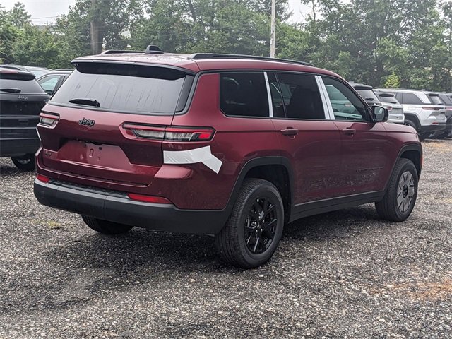 New 2025 Jeep Grand Cherokee L Altitude image 3