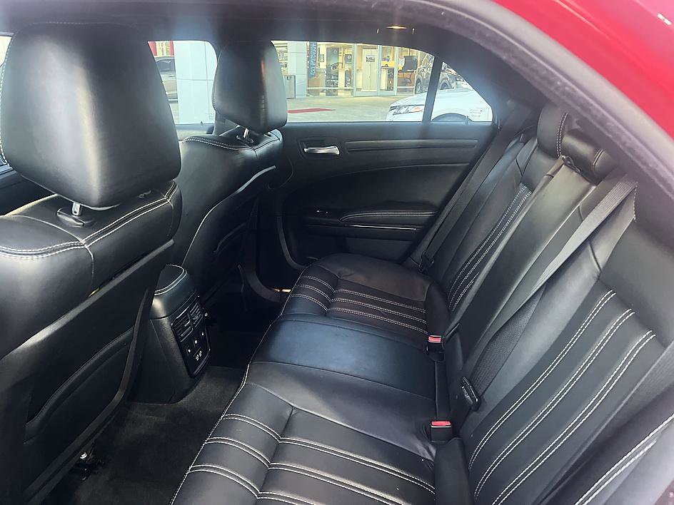 Used 2015 Chrysler 300 S w/ 300S Premium Group RWD image 21