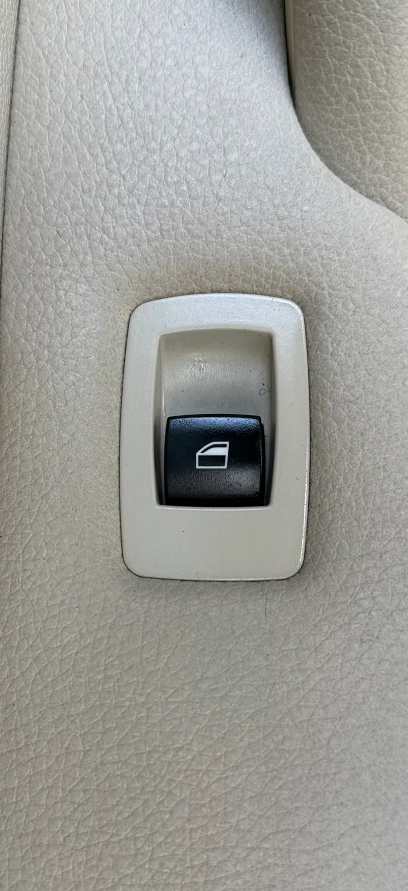Used 2010 BMW 528i Sedan RWD image 28