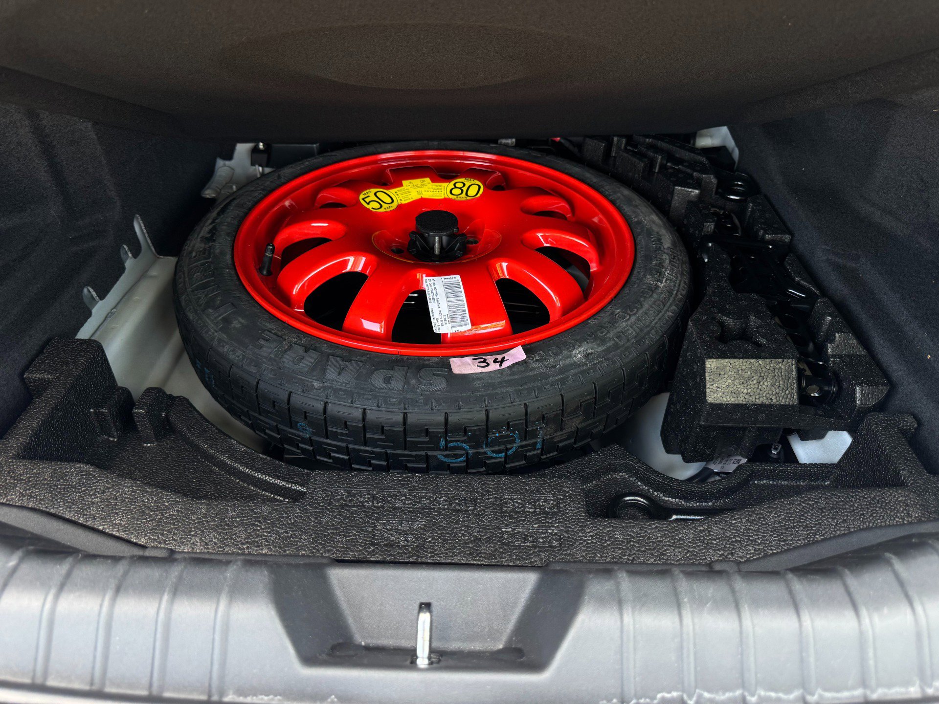 Used 2021 Jaguar XF R-Dynamic SE image 47