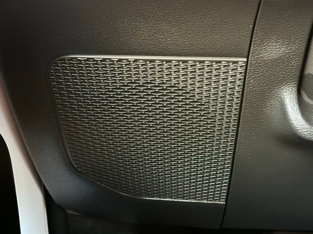 Used 2022 Jeep Wrangler Unlimited Rubicon w/ LED Lighting Group image 19