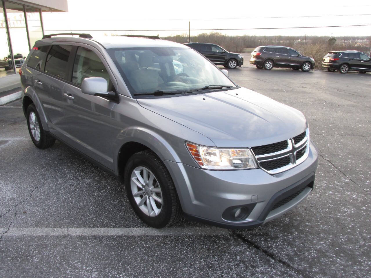 Used 2015 Dodge Journey SXT w/ Flexible Seating Group FWD image 8