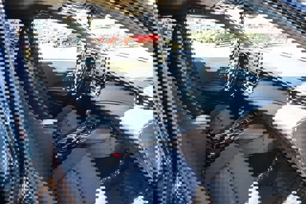 Used 2019 Toyota Corolla SE image 14