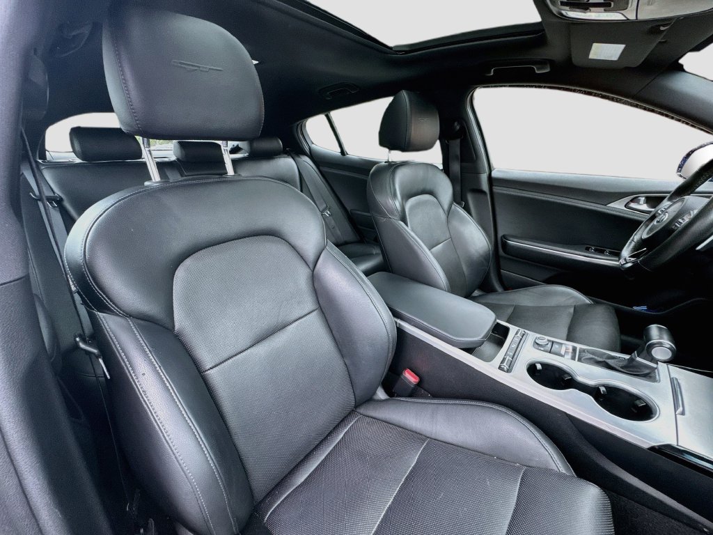 Used 2019 Kia Stinger GT1 AWD/4WD image 29