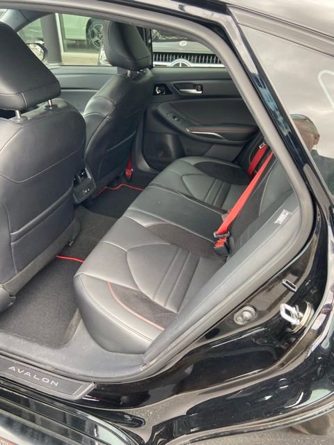 Used 2021 Toyota Avalon TRD image 5