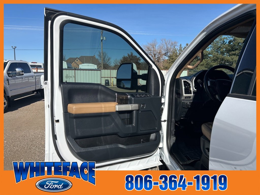 Used 2022 Ford F250 Lariat w/ Lariat Ultimate Package image 29