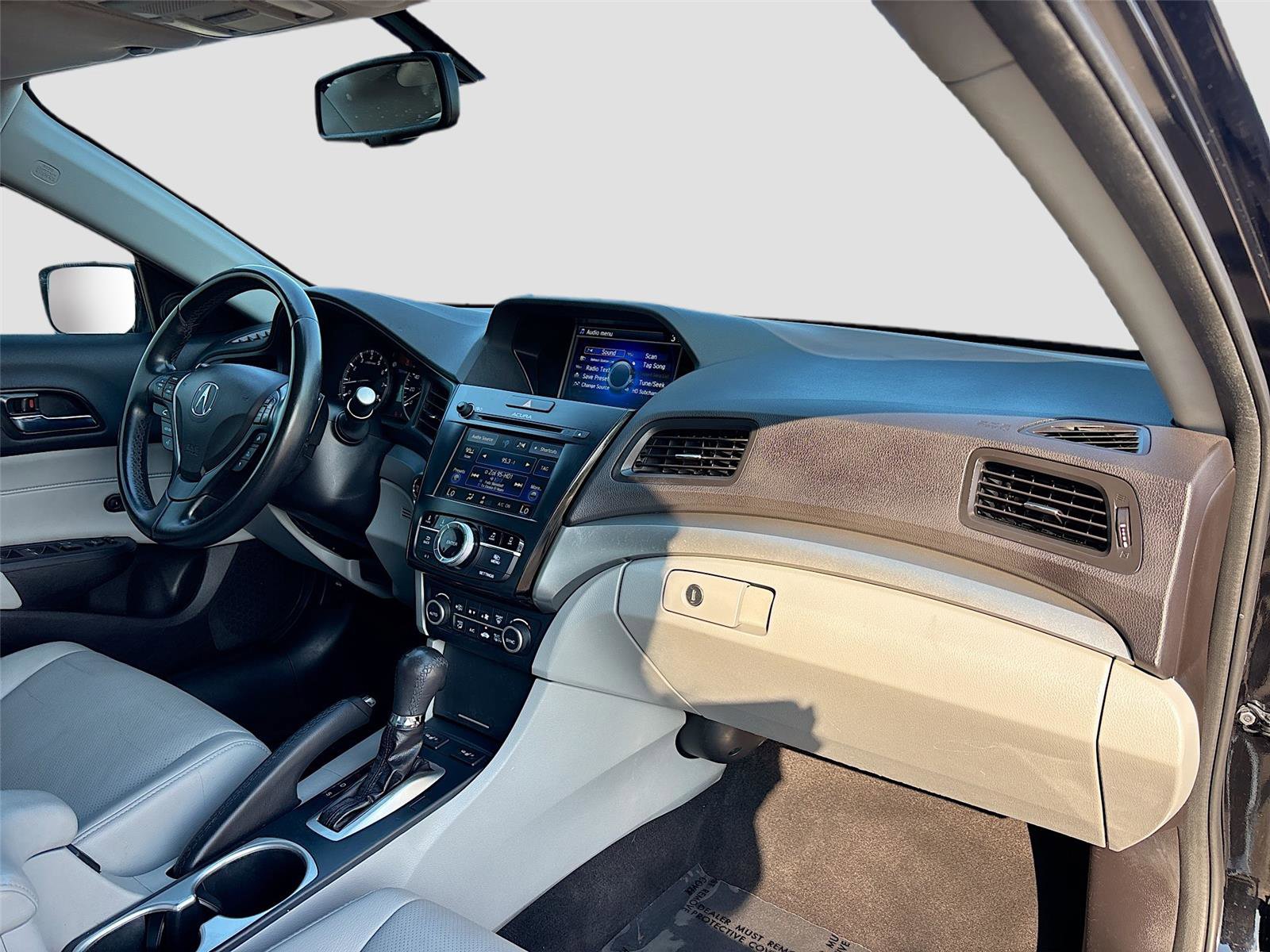 Used 2017 Acura ILX w/ Premium Package image 30