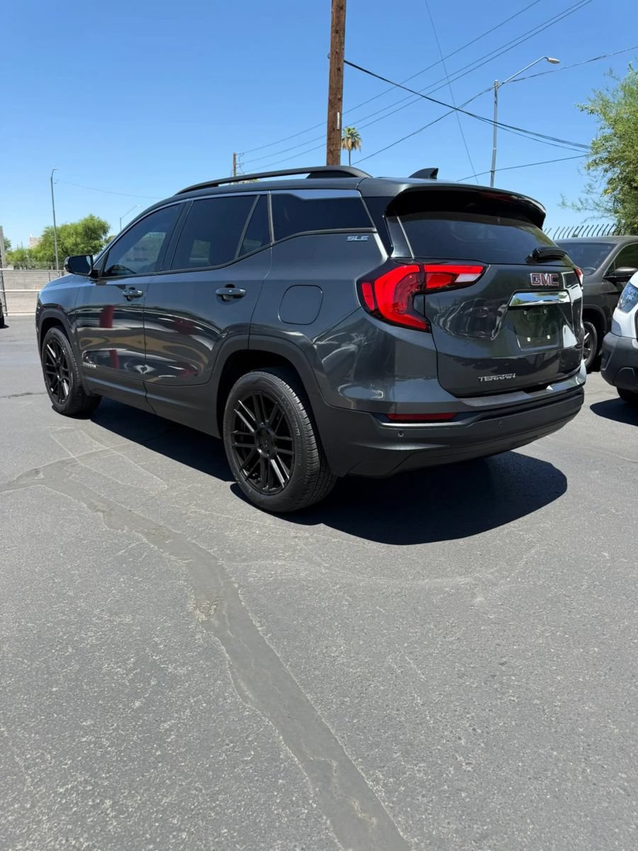 Used 2019 GMC Terrain SLE w/ Driver Convenience Package FWD image 5