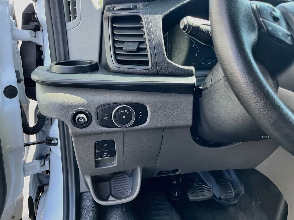 Used 2023 Ford Transit 250 Medium Roof AWD image 10