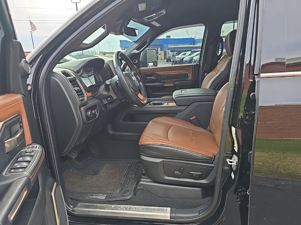 Used 2024 RAM 3500 Limited w/ Safety Group image 20