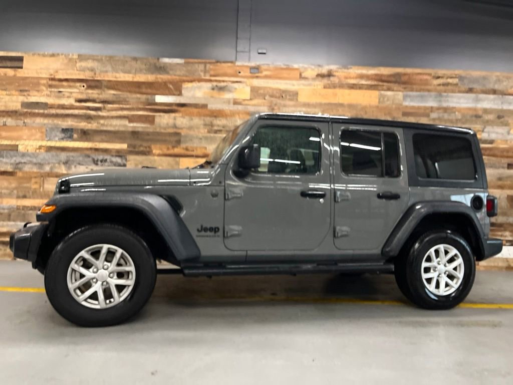 Used 2023 Jeep Wrangler Unlimited Sport AWD/4WD image 10