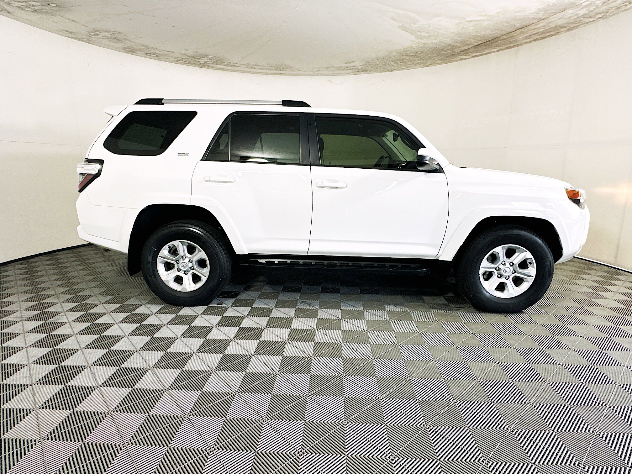 Used 2023 Toyota 4Runner SR5 RWD image 2