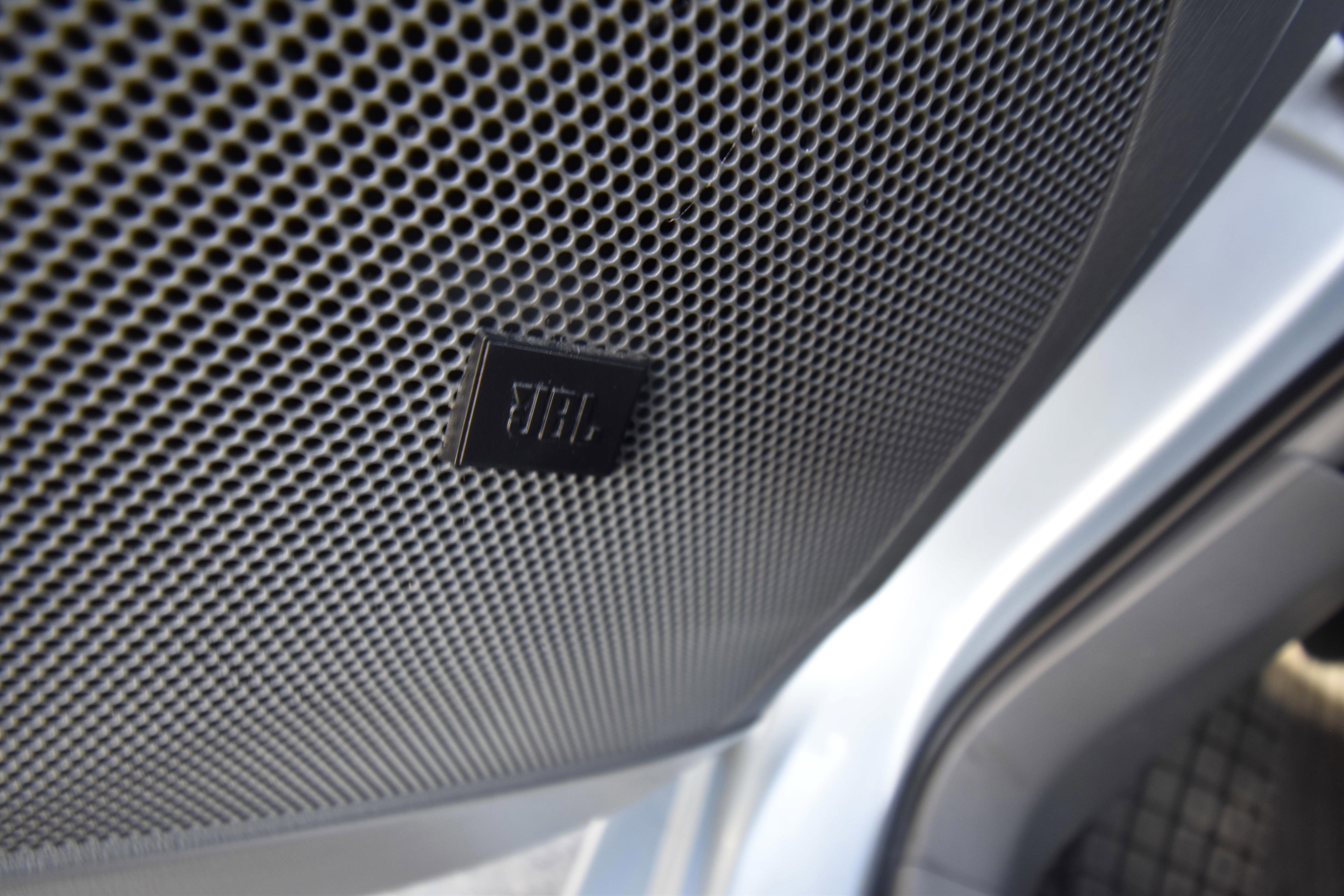 Used 2014 Toyota Prius V Five image 19