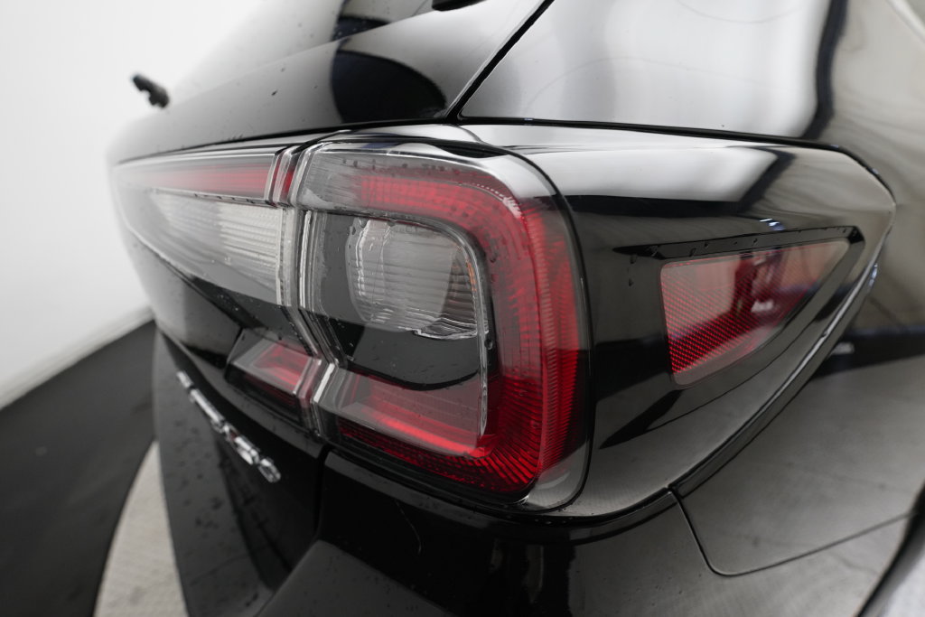 Used 2024 Subaru Outback Premium AWD/4WD image 31