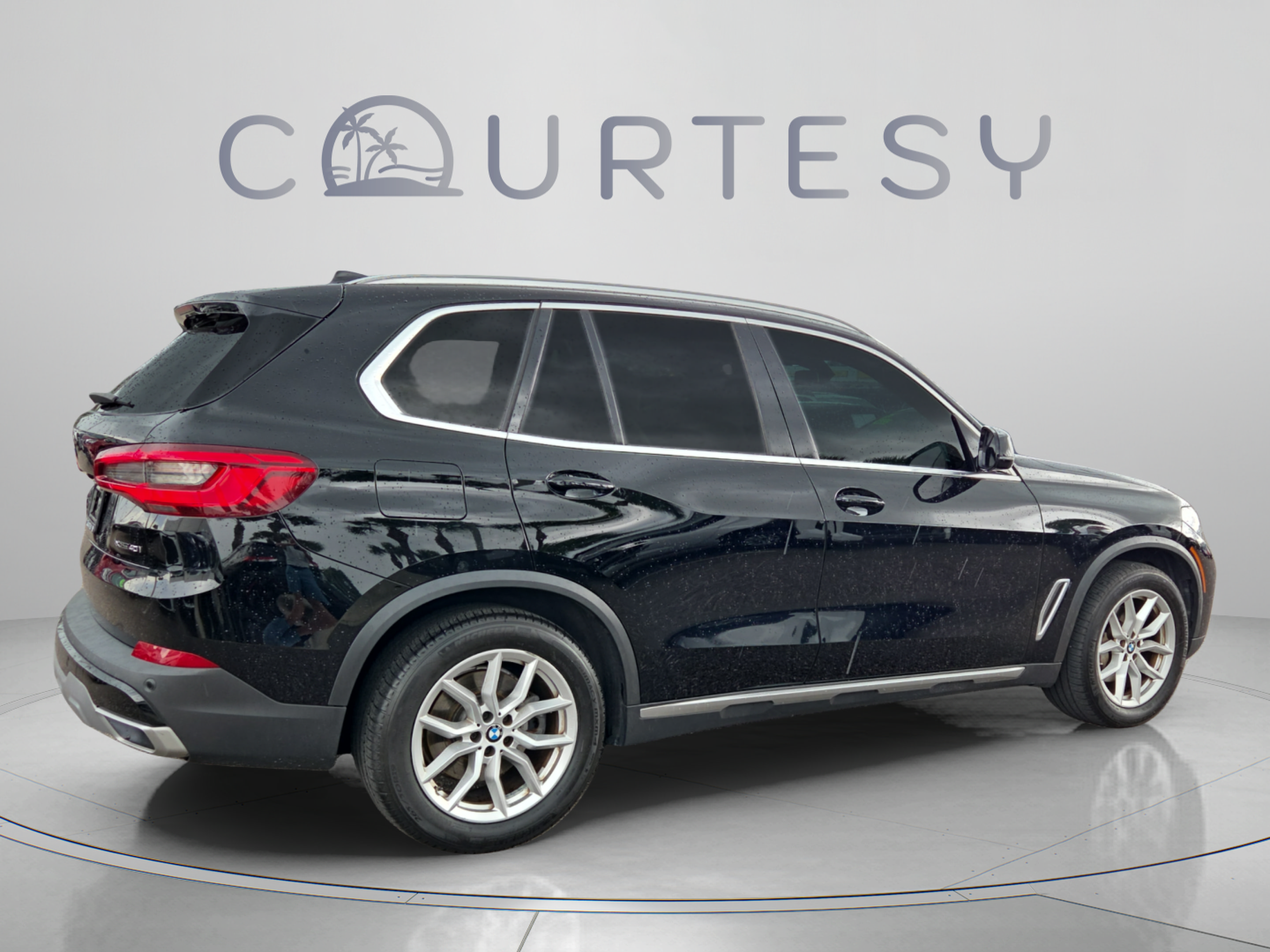 Used 2019 BMW X5 xDrive40i w/ Convenience Package AWD/4WD image 5