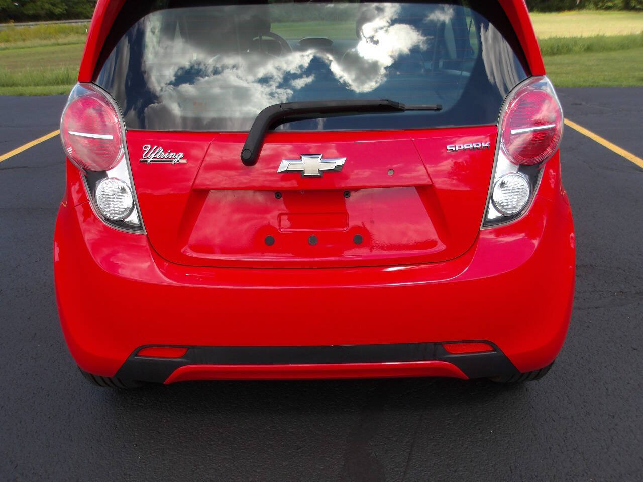 Used 2014 Chevrolet Spark LT FWD image 33