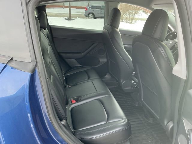 Used 2021 Tesla Model Y Long Range image 27