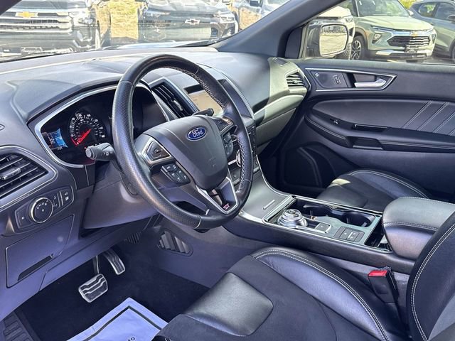 Used 2019 Ford Edge ST w/ Equipment Group 401A AWD/4WD image 12