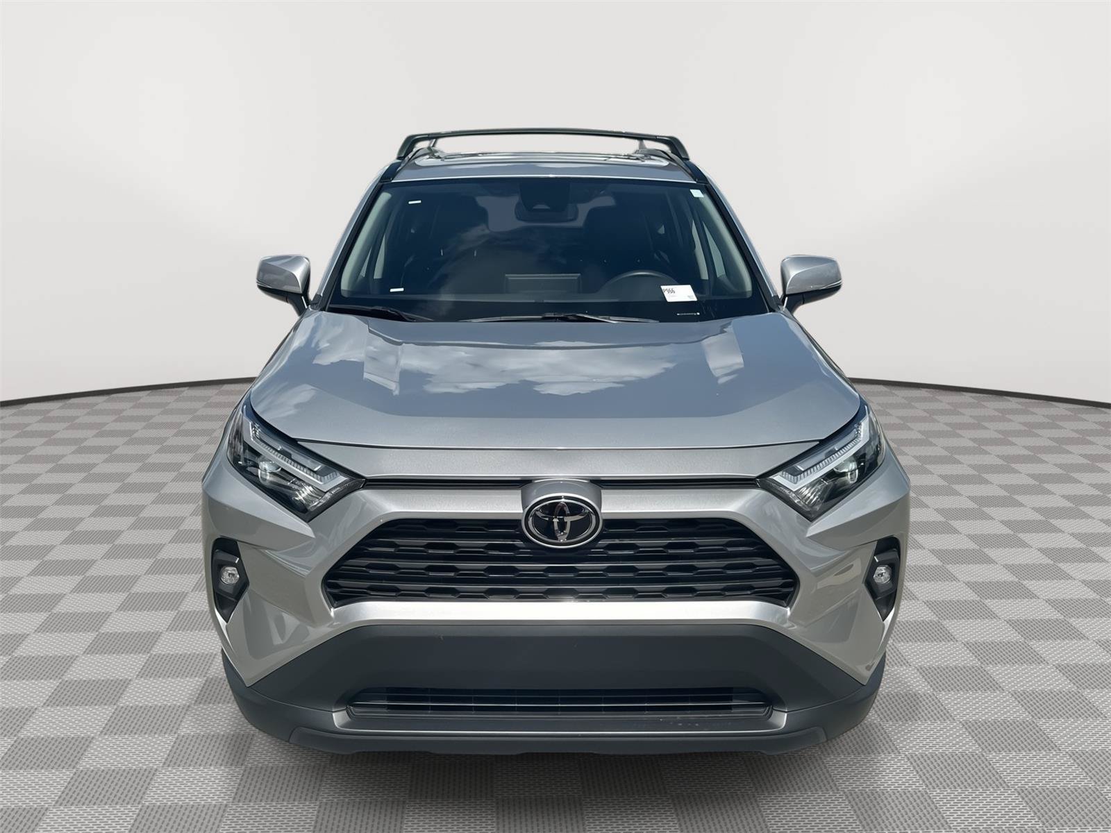 Used 2024 Toyota RAV4 XLE Premium FWD image 2