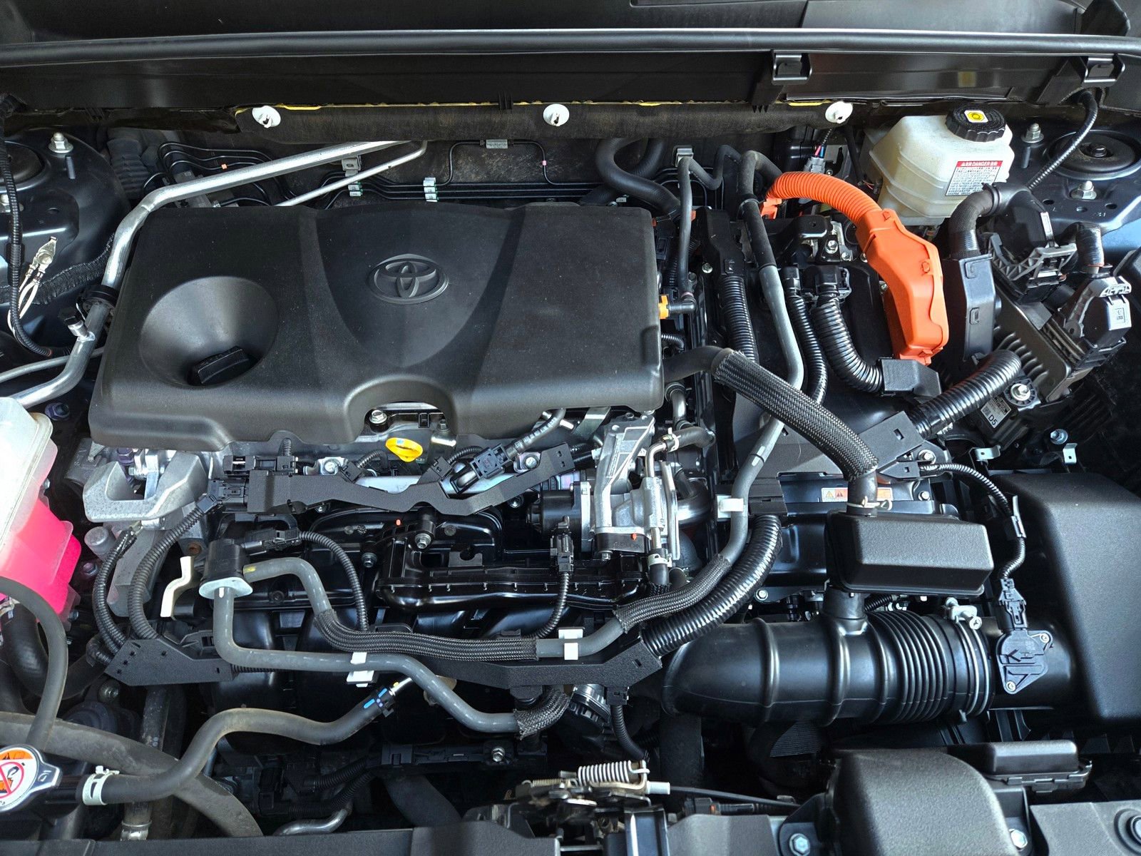 Certified 2021 Toyota Venza XLE image 24