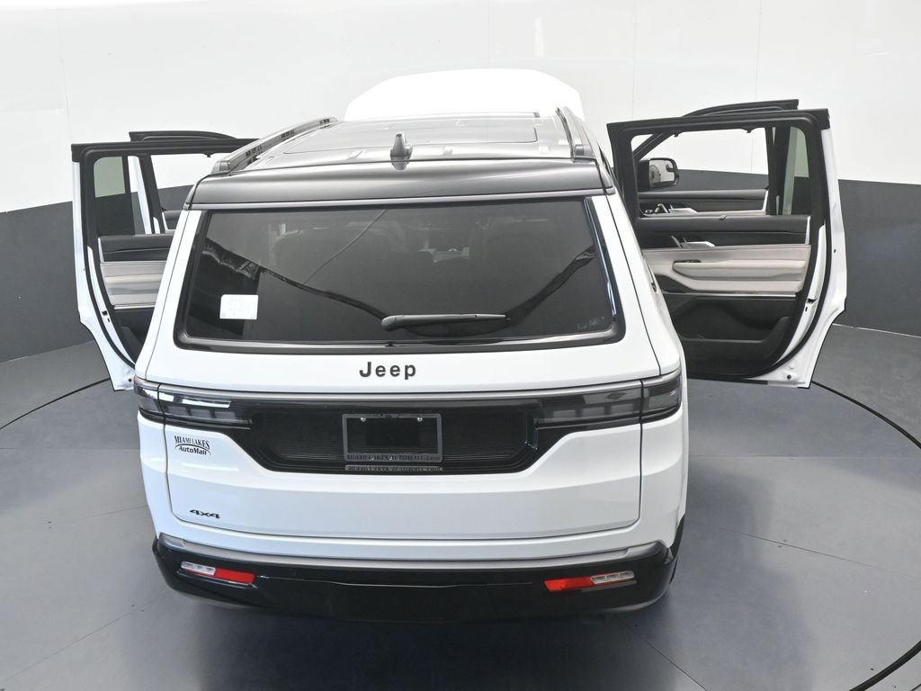New 2026 Jeep Grand Wagoneer Summit image 68