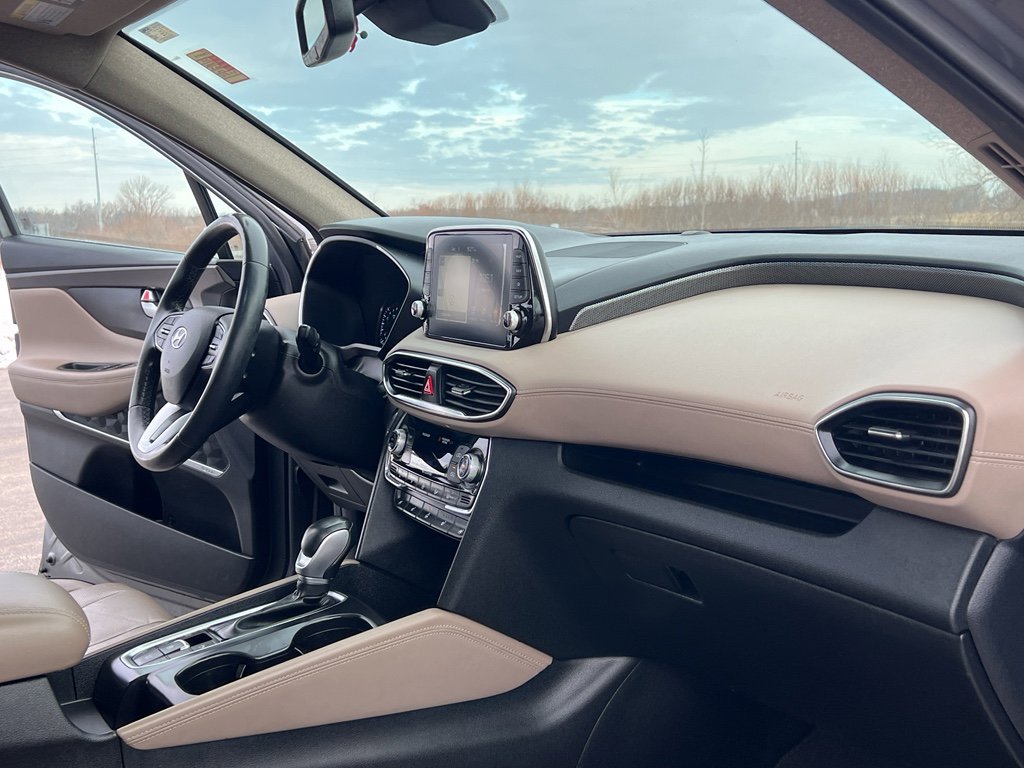 Used 2019 Hyundai Santa Fe AWD image 30