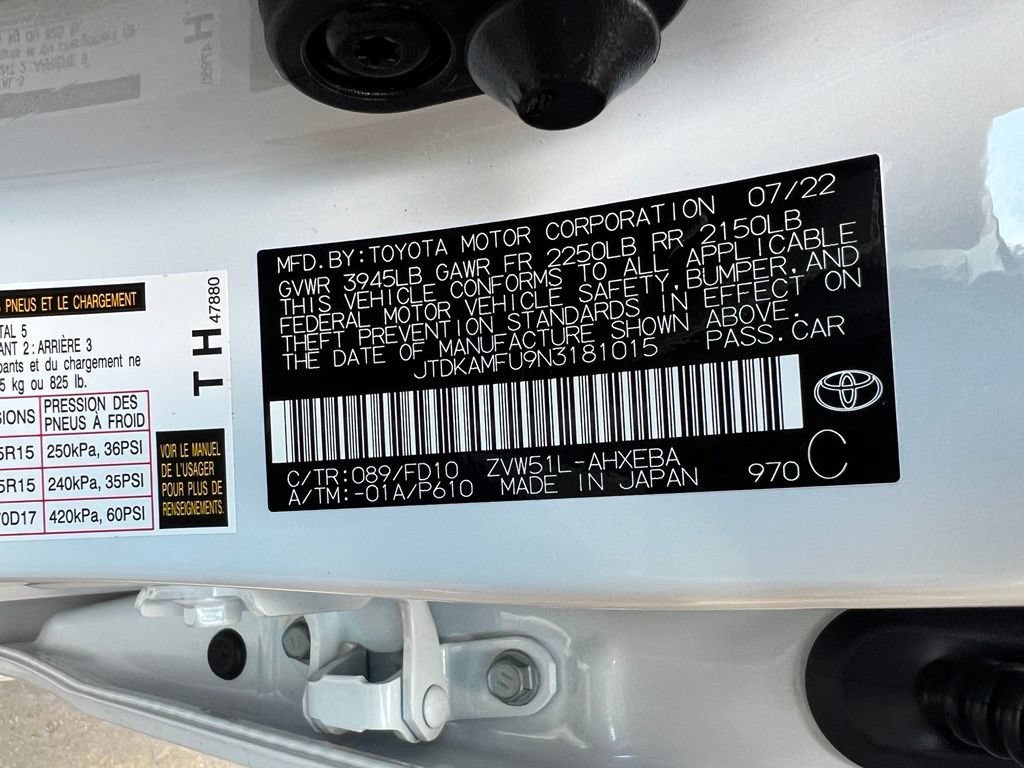 Certified 2022 Toyota Prius LE FWD image 40