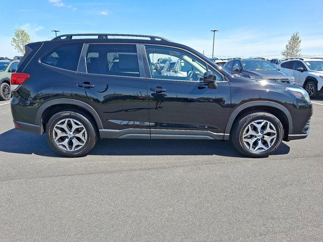 Certified 2024 Subaru Forester Premium AWD/4WD image 8