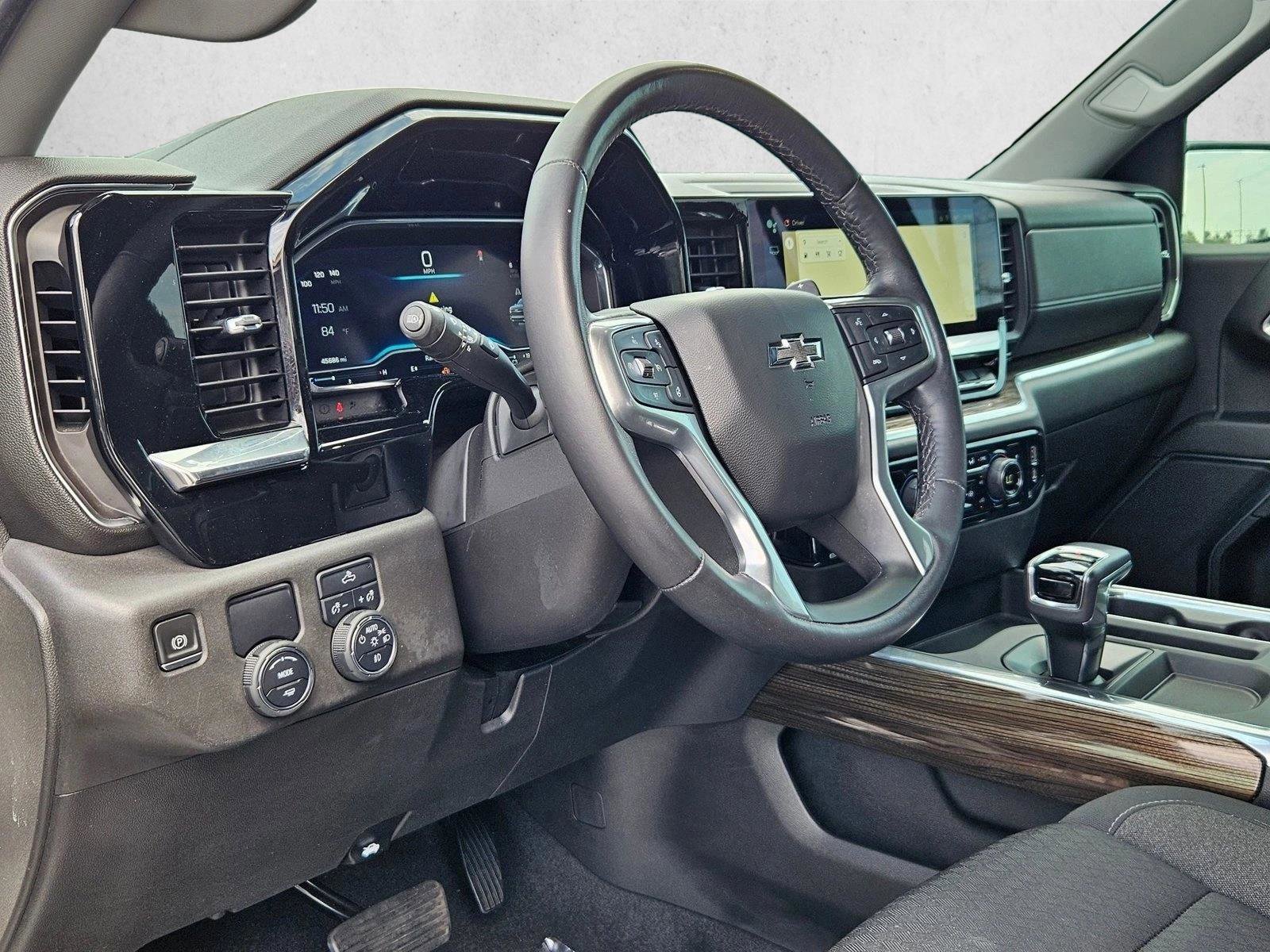 Used 2022 Chevrolet Silverado 1500 RST RWD image 9
