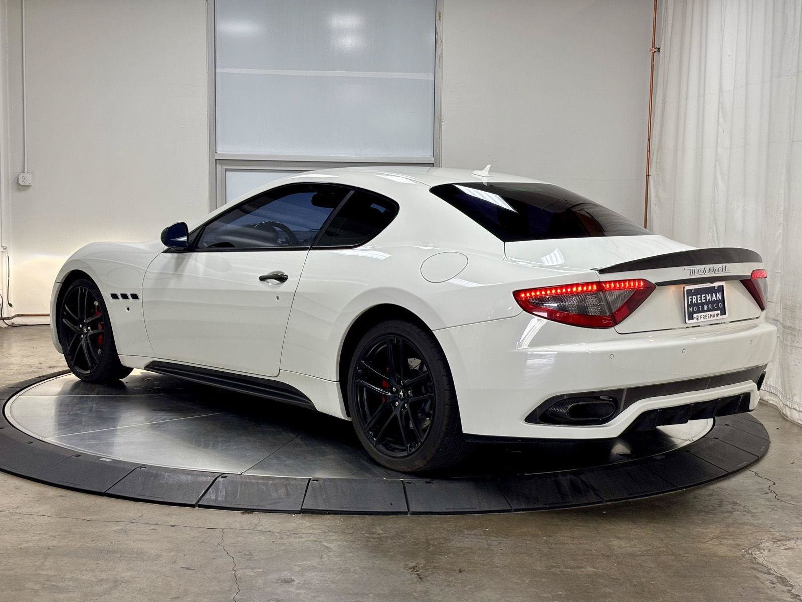 Used 2015 Maserati GranTurismo Sport RWD image 6