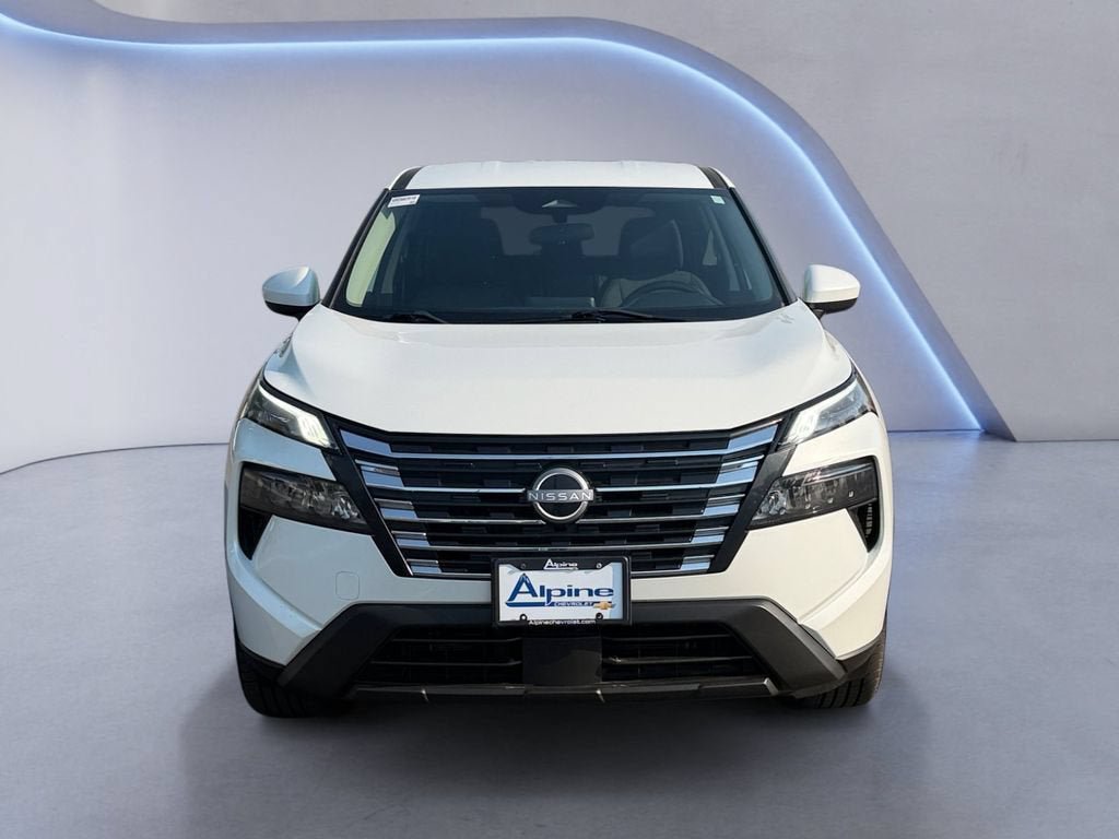 Used 2024 Nissan Rogue SV FWD image 8