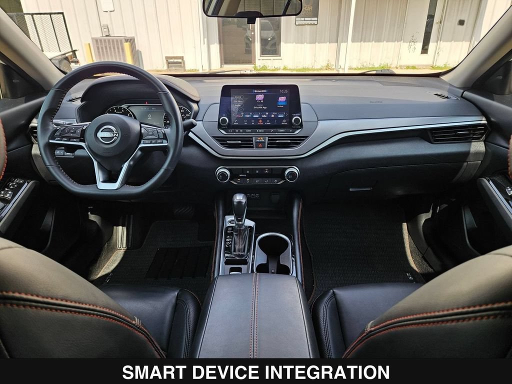 Used 2023 Nissan Altima 2.5 SR AWD/4WD image 19