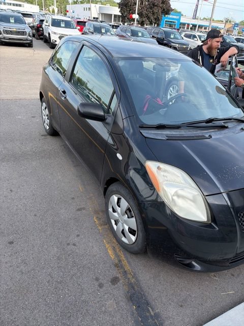 Used 2007 Toyota Yaris 2-Door Hatchback FWD image 1