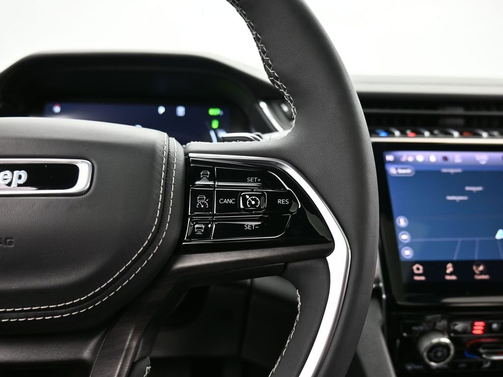 Used 2024 Jeep Grand Cherokee Overland w/ Luxury Tech Group IV image 52