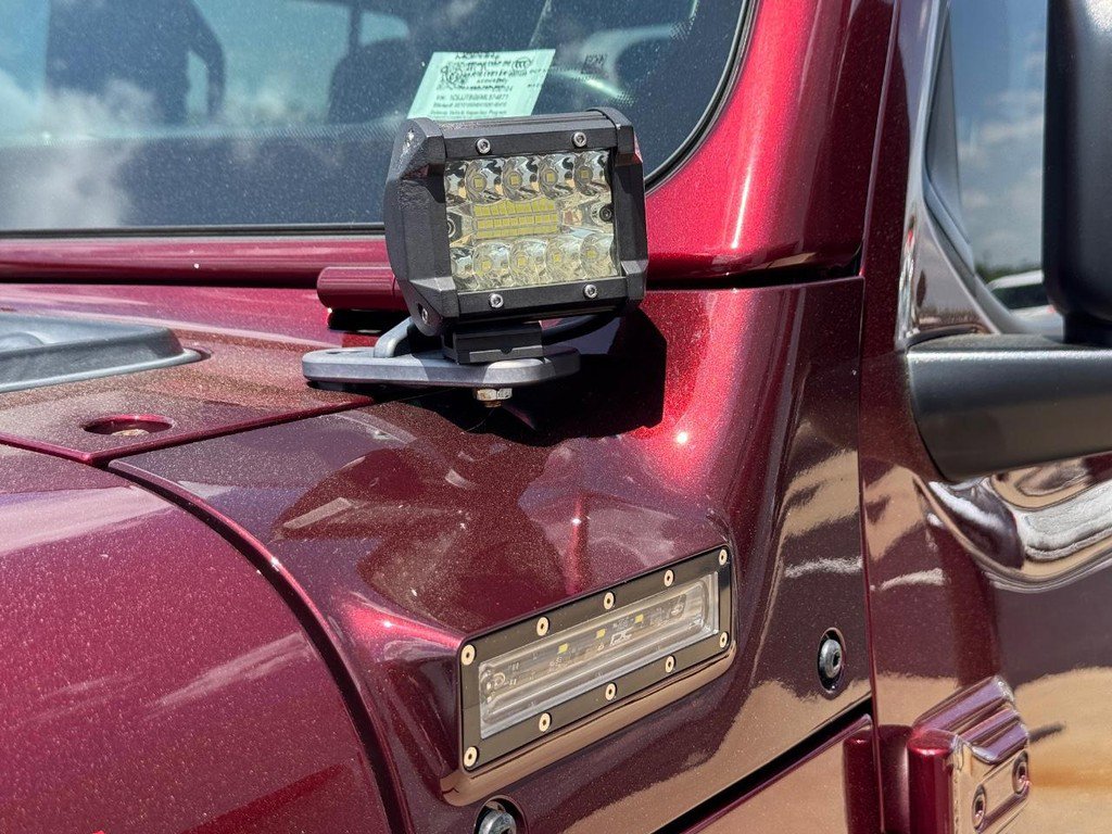 Used 2021 Jeep Gladiator Rubicon AWD/4WD image 12