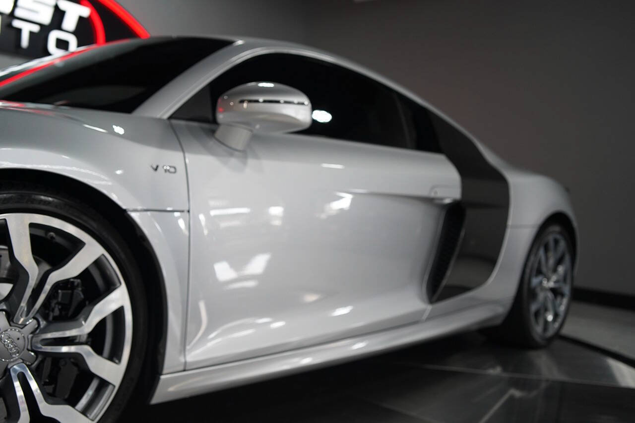 Used 2009 Audi R8 V10 AWD/4WD image 19