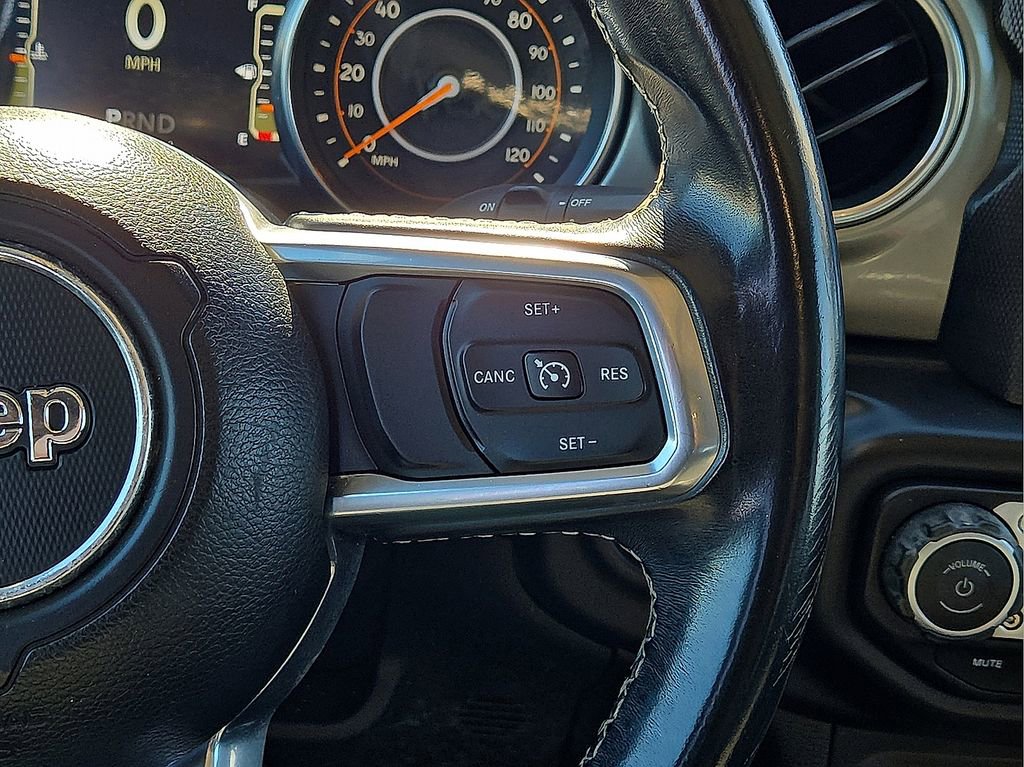 Used 2020 Jeep Wrangler Unlimited Sahara image 19