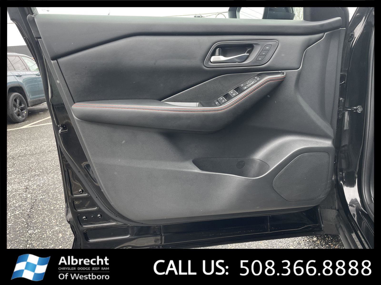 Used 2025 Nissan Rogue SV w/ Rock Creek Premium Package AWD/4WD image 11