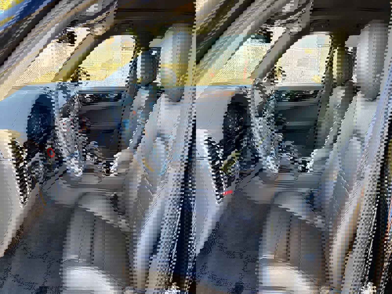 Used 2021 Porsche Cayenne Coupe image 22