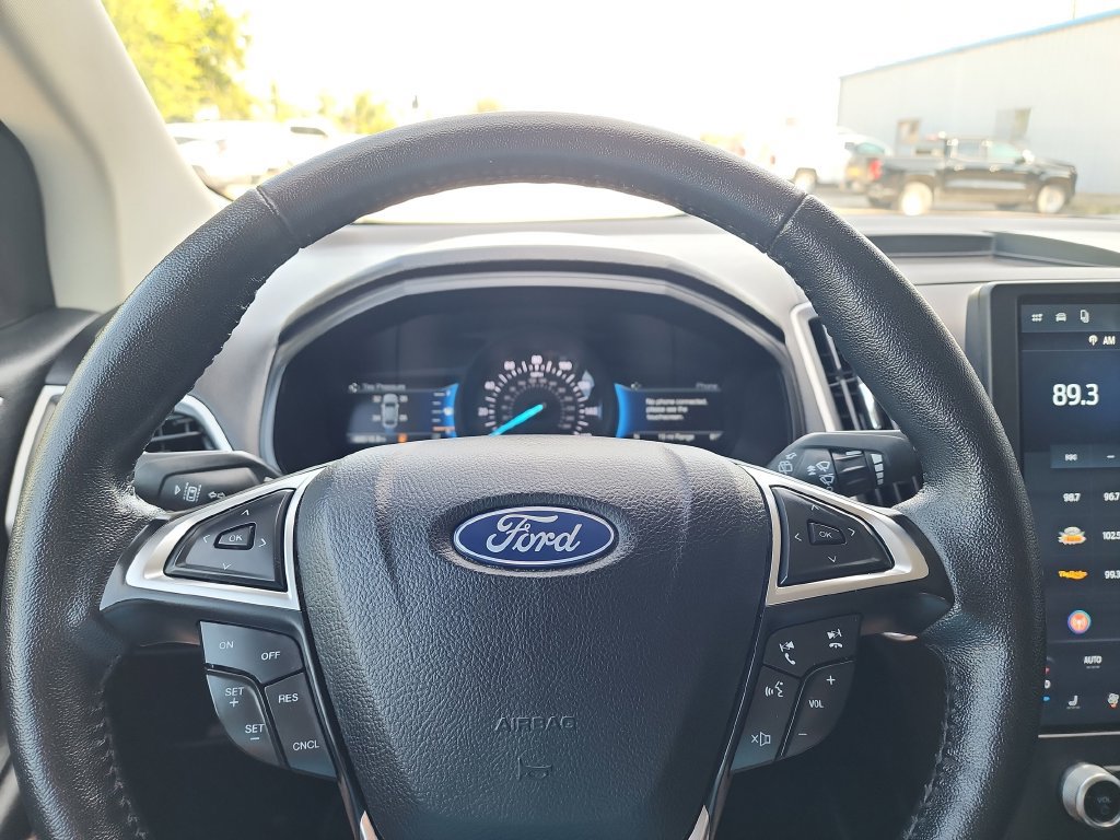 Used 2024 Ford Edge SEL AWD/4WD image 22