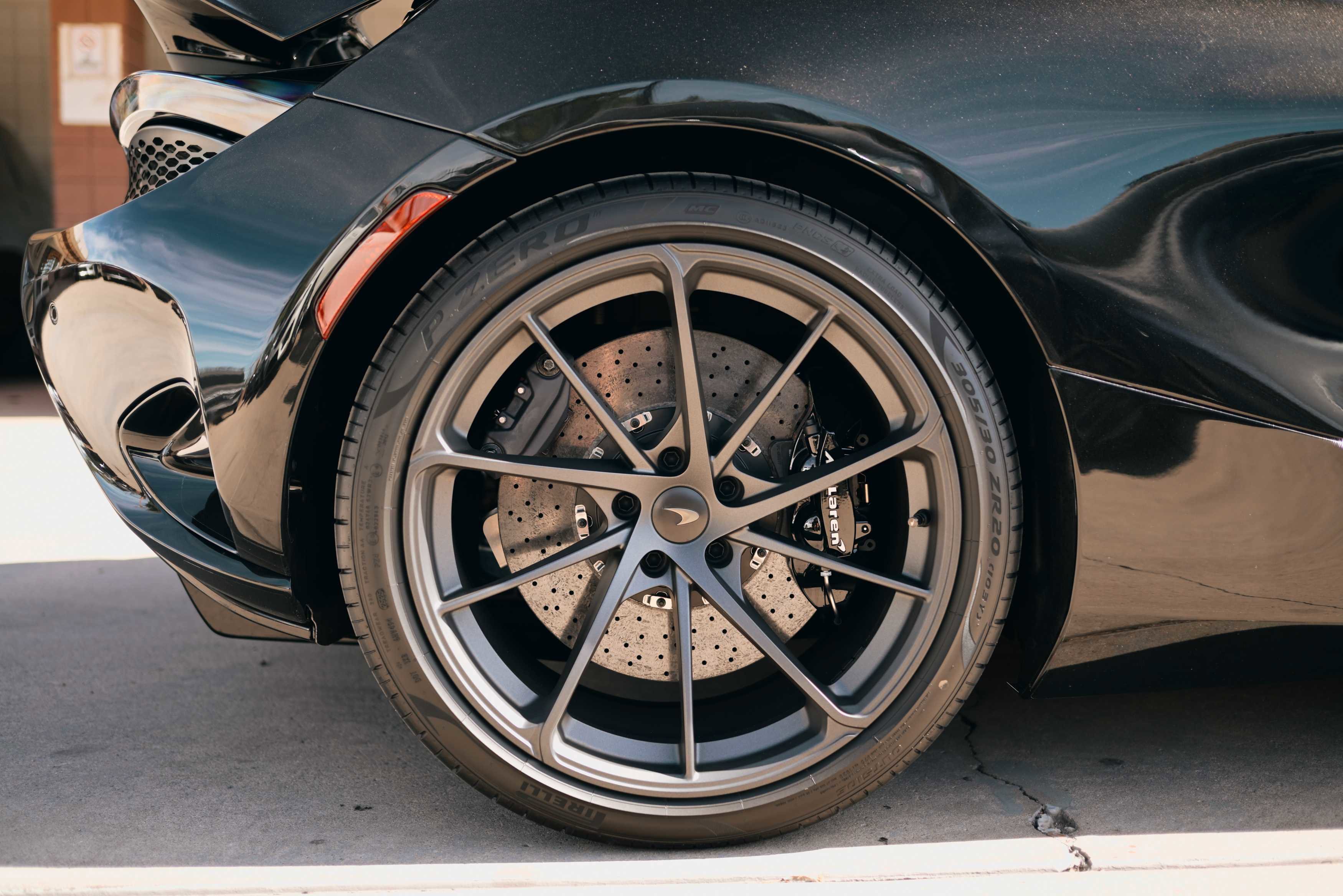 Used 2026 McLaren 750S Spider image 14