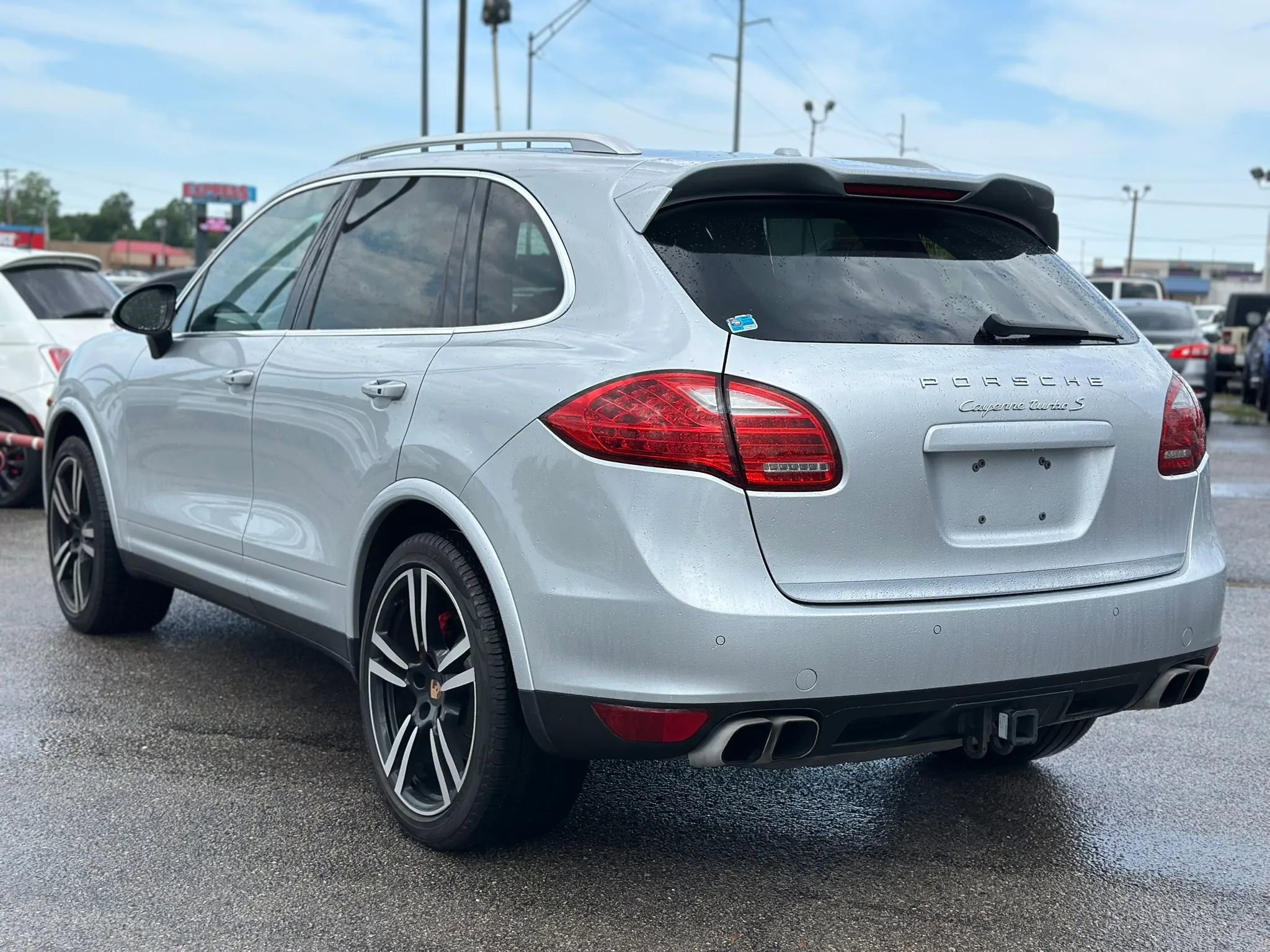Used 2014 Porsche Cayenne Turbo S AWD/4WD image 8