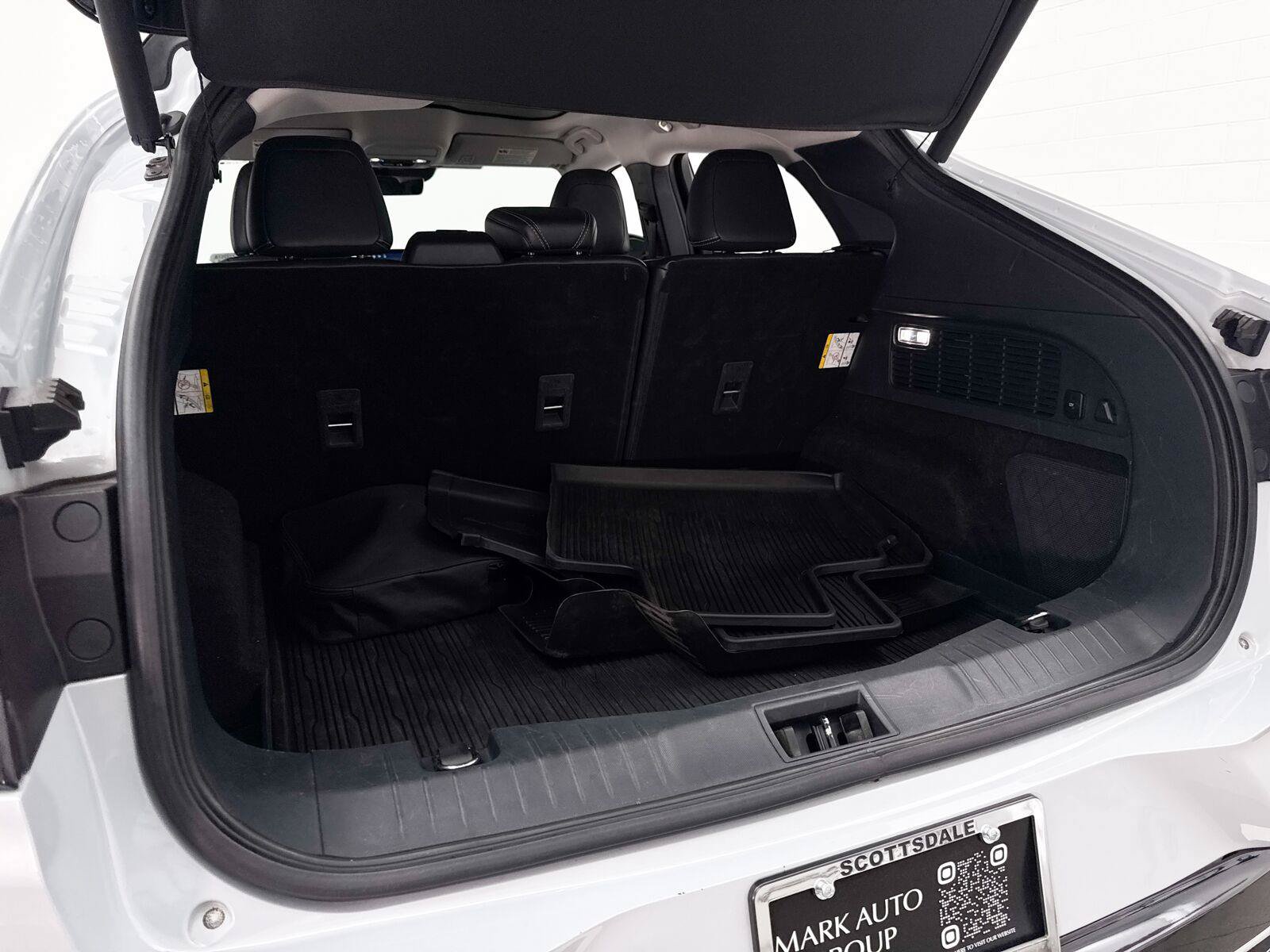 Used 2022 Ford Mustang Mach-E Premium RWD image 31