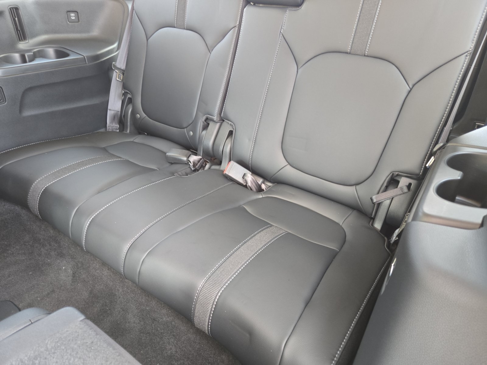Used 2024 Honda Pilot EX-L image 32