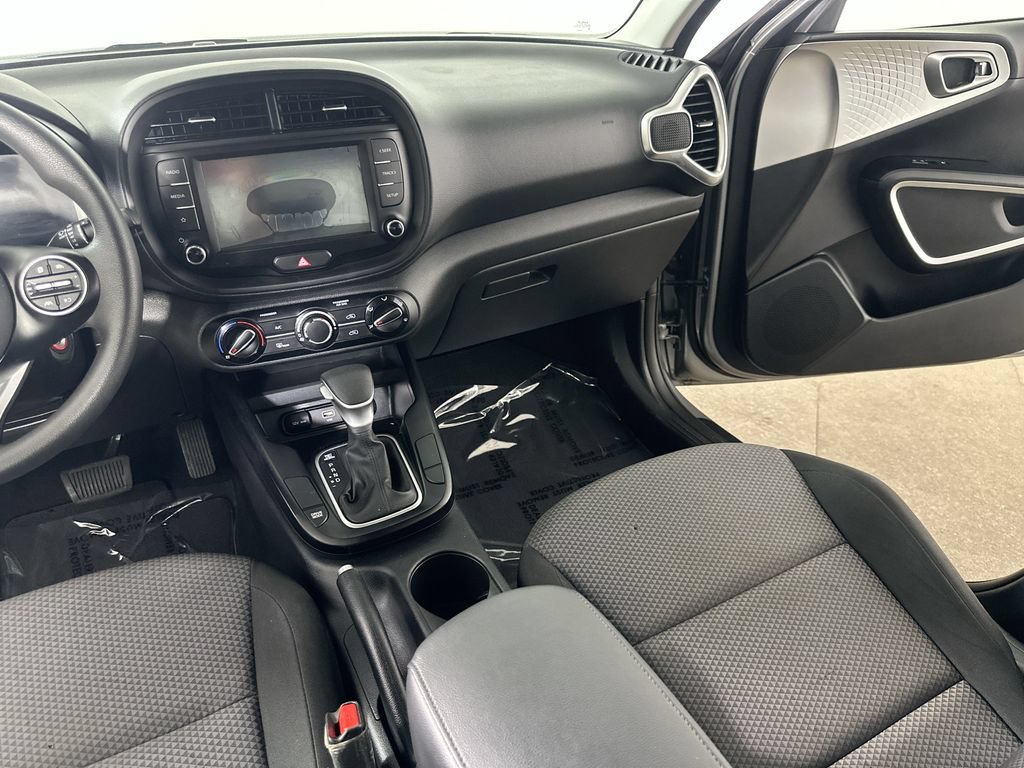 Used 2023 Kia Soul LX FWD image 21