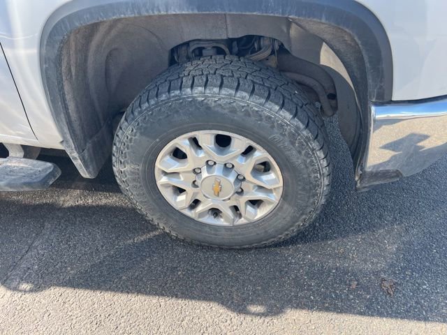 Used 2024 Chevrolet Silverado 3500 LTZ w/ LTZ Premium Package AWD/4WD image 7