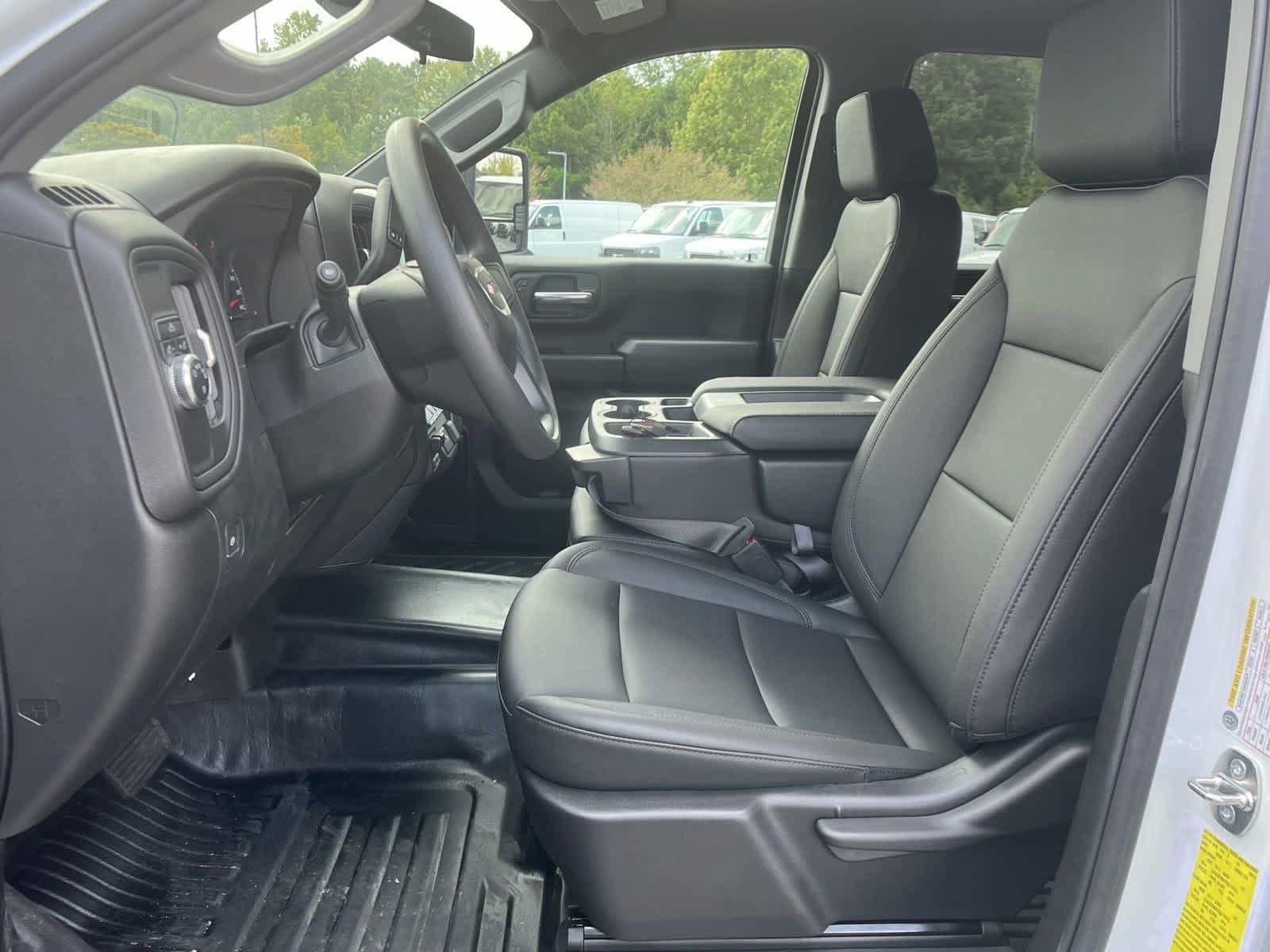 New 2024 GMC Sierra 2500 Pro w/ Convenience Package image 18